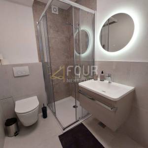 Istra, Červar Porat, 54.46m2, adaptiran 2s+db, lođa