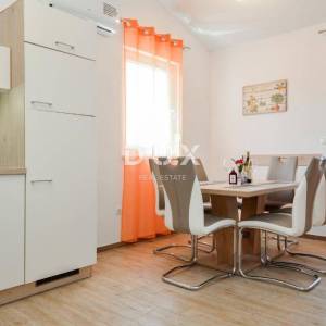 Istra, Fažana, apartmanska kuća, 162 m2
