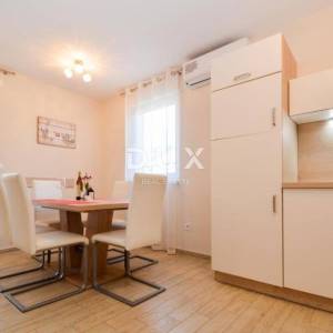 Istra, Fažana, apartmanska kuća, 162 m2