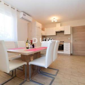 Istra, Fažana, apartmanska kuća, 162 m2