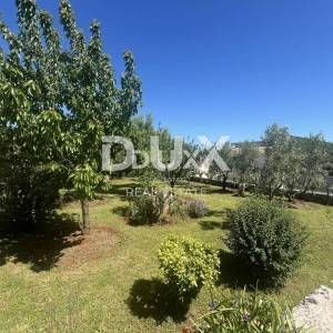 Istra, Kavran, kuća, 155 m2, 2 stambene jedinice, 1243 m2 dvorište