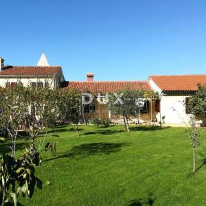 Istra, Kavran, kuća, 155 m2, 2 stambene jedinice, 1243 m2 dvorište