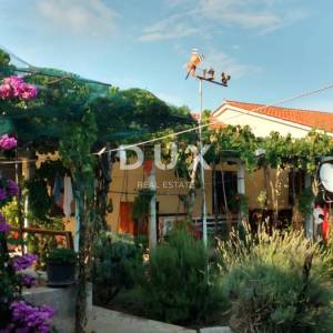 Istra, Kavran, kuća, 155 m2, 2 stambene jedinice, 1243 m2 dvorište