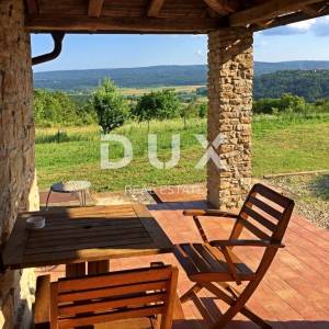 Istra, Labin, dvije kamene kuće, 300 m², bazen, velika okućnica