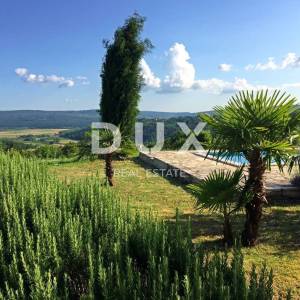 Istra, Labin, dvije kamene kuće, 300 m², bazen, velika okućnica