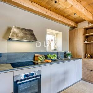 Istra, Labin, kamena kuća, 278 m², apartman, bazen, wellness