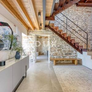 Istra, Labin, kamena kuća, 278 m², apartman, bazen, wellness