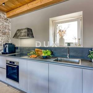 Istra, Labin, kamena kuća, 278 m², apartman, bazen, wellness