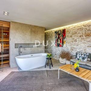 Istra, Labin, kamena kuća, 278 m², apartman, bazen, wellness