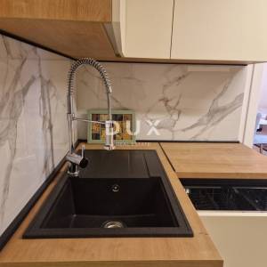 ISTRA, LABIN – Stan, 81 m², terasa, vrt i pogled na grad