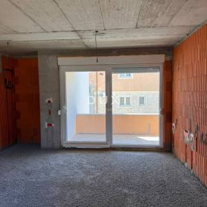  Istra, Ližnjan 1- sobni stan s terasom , novogradnja, 1 km od mora 