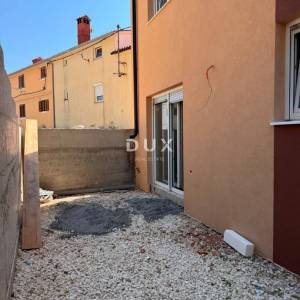 ISTRA, Ližnjan 2- sobni stan s vrtom , 1 km od plaže, novogradnja