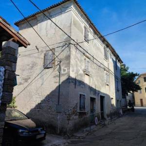 ISTRA, MOJAN - Istarska samostojeća kamena kuća