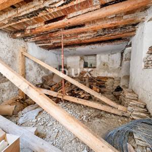 ISTRA, MOJAN - Istarska samostojeća kamena kuća
