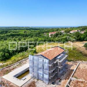 ISTRA, MUNTRILJ - Samostojeća kuća s bazenom