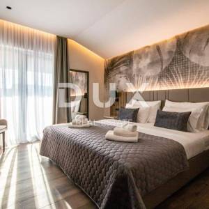 Istra, Nova Vas, luksuzna dvojna vila, 146.42 m2, bazen, terasa