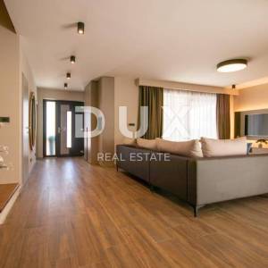 Istra, Nova Vas, luksuzna dvojna vila, 178.70 m2, bazen, terasa
