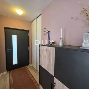 Istra, Novigrad, 91,80 m2S, bazen, terasa