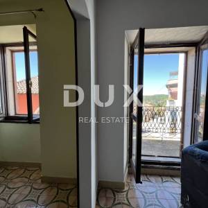 Istra, Oprtalj, povijesna jezgra, 124 m², balkon s pogledom