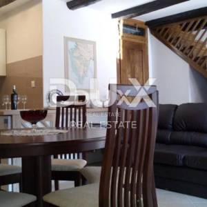 Istra, Peruški, kamena kuća, 150 m2, bazen