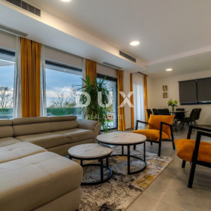 Istra, Poreč, vila, 204 m², bazen