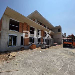 Istra, Premantura, Penthouse 1SS+DB s privatnim ulazom i prostranom terasom s pogledom na more