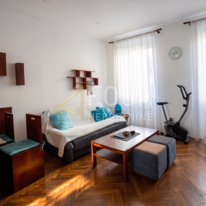 Istra, Pula - centar, 44m2, 1s+db, odlična pozicija - blizina Arene!