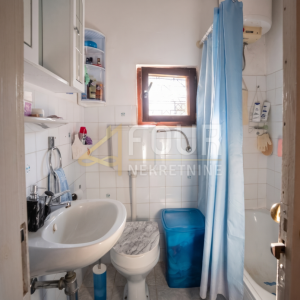 Istra, Pula - centar, 44m2, 1s+db, odlična pozicija - blizina Arene!