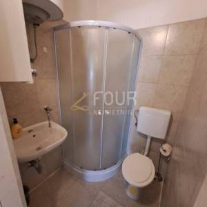 Istra, Pula, Centar, stan 72,50m2 - 3 studio apartmana