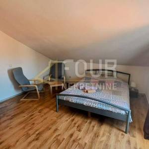 Istra, Pula, Centar, stan 72,50m2 - 3 studio apartmana