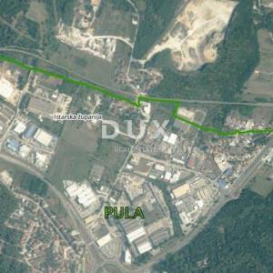 Istra, Pula, građevinsko zemljište, 5832 m2, u industrijskoj zoni Šijana