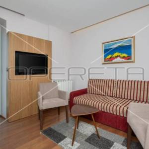 ISTRA, RABAC, OBJEKT S 8 SOBA, PRVI RED DO MORA,  PRILIKA!