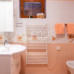 Istra, Rovinj, 69.60m2, 2s+db, lođa, garažno parkirno mjesto