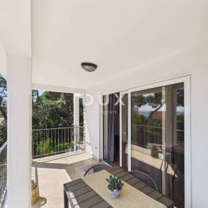 Istra, Rovinj, apartmanska kuća, 120m2, 50m od mora