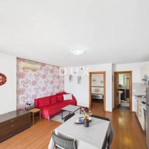 Istra, Rovinj, apartmanska kuća, 120m2, 50m od mora
