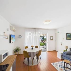 Istra, Rovinj, apartmanska kuća, 120m2, 50m od mora