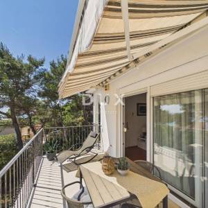 Istra, Rovinj, apartmanska kuća, 120m2, 50m od mora
