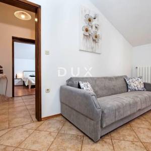 Istra, Rovinj, dvojna obiteljska kuća, 375 m2, s 4 stana