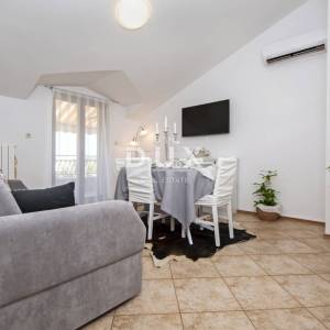Istra, Rovinj, dvojna obiteljska kuća, 375 m2, s 4 stana