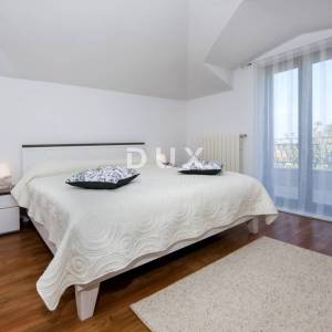 Istra, Rovinj, dvojna obiteljska kuća, 375 m2, s 4 stana