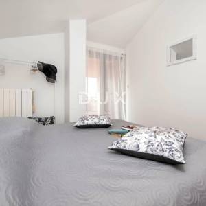 Istra, Rovinj, dvojna obiteljska kuća, 375 m2, s 4 stana