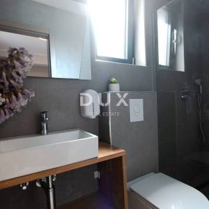 Istra, Rovinj, kuća s 4SS+DB, 160 m², okućnica, 400m od mora