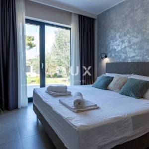 Istra, Rovinj, kuća s 4SS+DB, 160 m², okućnica, 400m od mora
