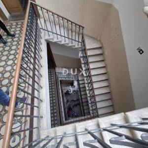 Istra, Rovinj, trosoban stan, 72m2 