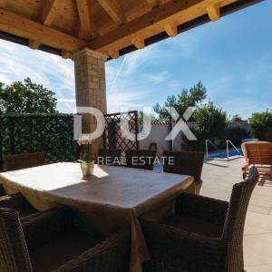 Istra, Šišan, obiteljska kuća, 108m2, bazen, 3km od plaže