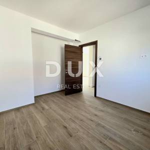 Istra, Štinjan, Luksuzan dvosobni stan s privatnom garažom, 500m od uređenih plaža