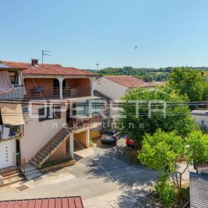 ISTRA, VIŽINADA ( OKOLICA) - Useljiva kuća za adaptaciju