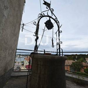 ISTRA, VRSAR - Unikatna starina s poslovnim prostorom pored mora!