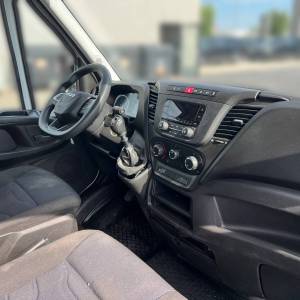 Iveco DAILY 35S14 V L3H3