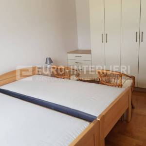 Iznajmljujemo stan u Puli, naselje Vidikovac, 2-s 42,08 m²